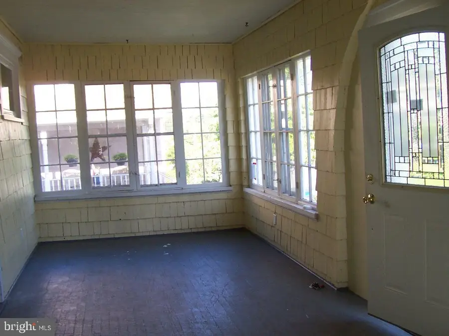 321 W Holly Ave, Pitman, NJ 08071 - #3