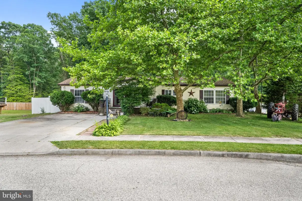 212 Karen Dr, Williamstown, NJ 08094 - #1