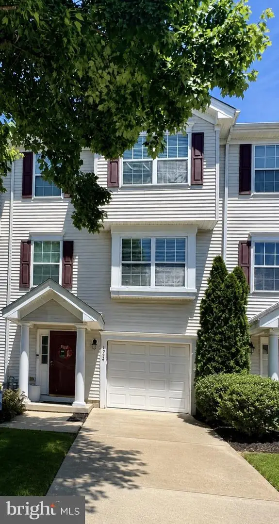 1024 Moore Rd, WEST DEPTFORD, NJ 08086