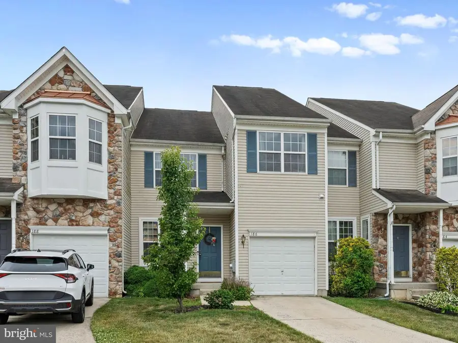 186 Chancellor Dr, Woodbury, NJ 08096 - #2