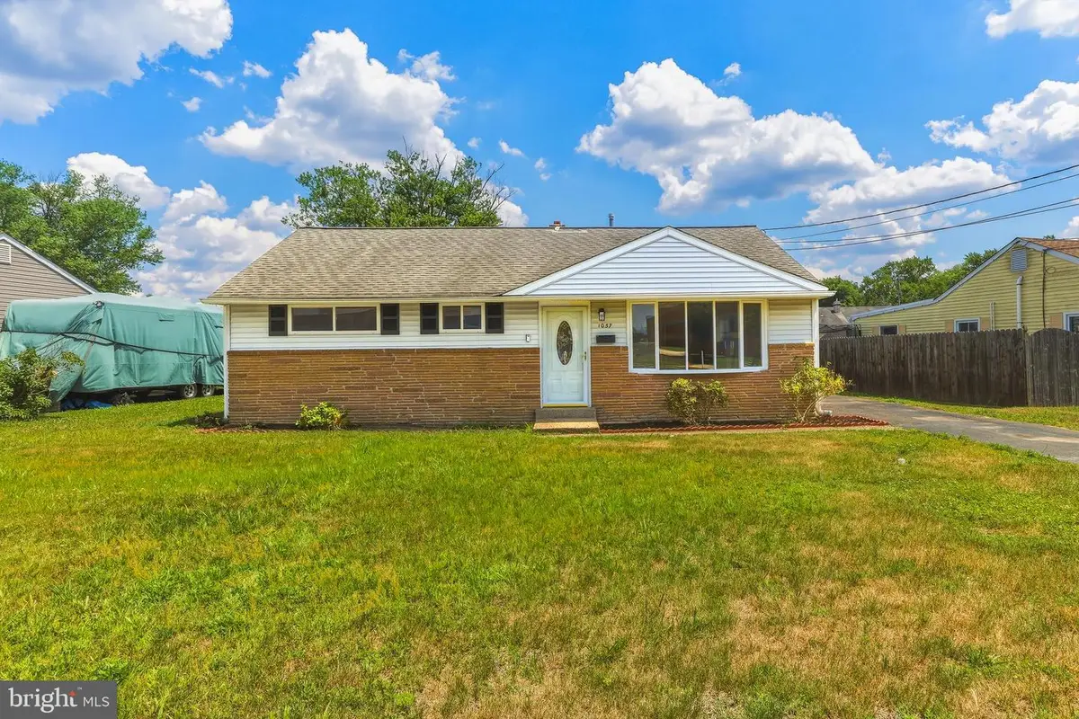 1037 Monmouth Rd, Woodbury, NJ 08096 - #1