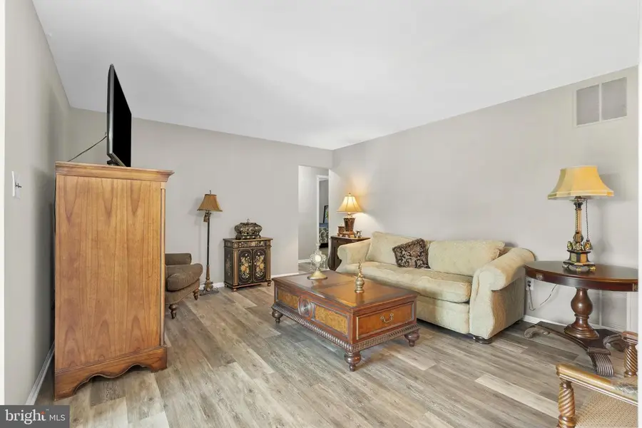 12 Chelsea Ct, Sewell, NJ 08080 - #2