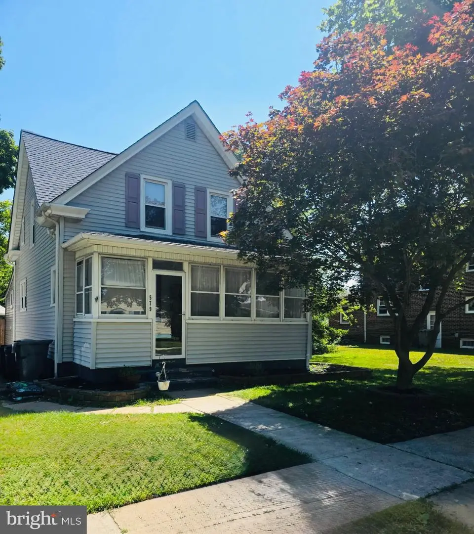 579 N Delaware St, Paulsboro, NJ 08066 - #1