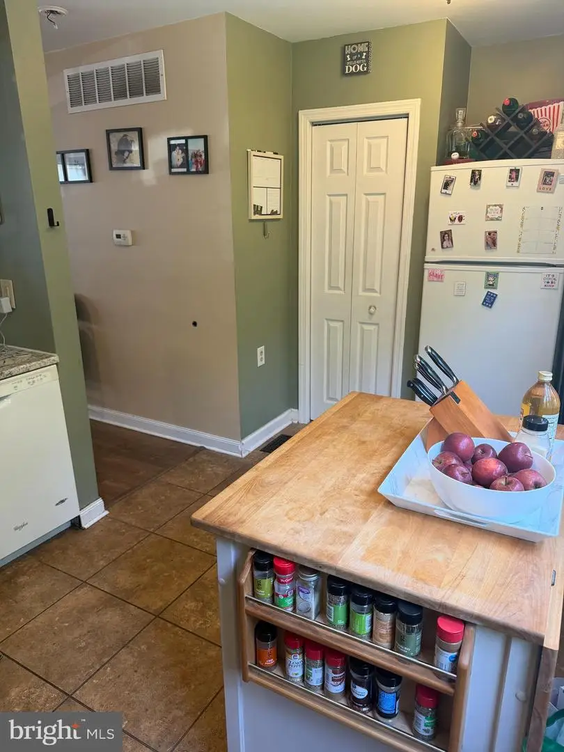 124 Covered Bridge Ct, Sewell, NJ 08080 - #3
