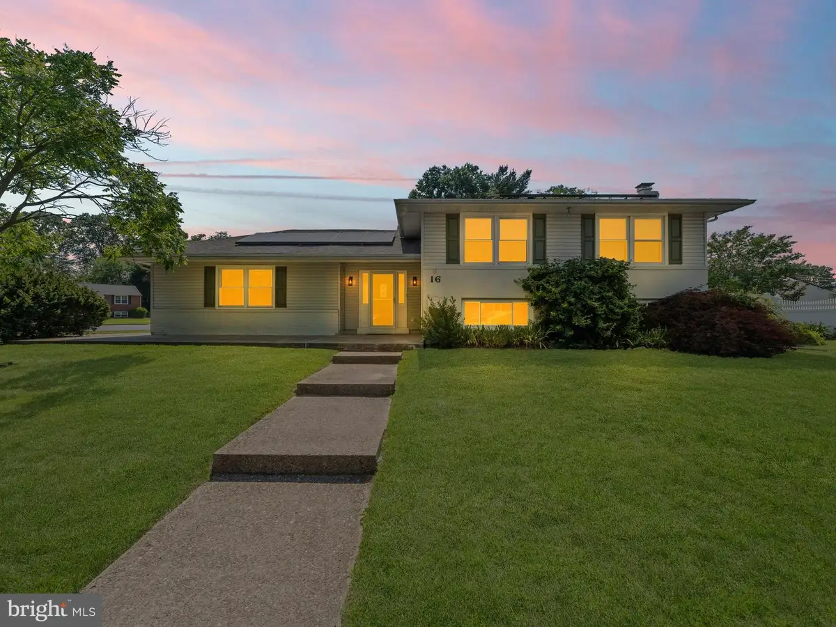 16 Bryant Rd, Blackwood, NJ 08012 - #1
