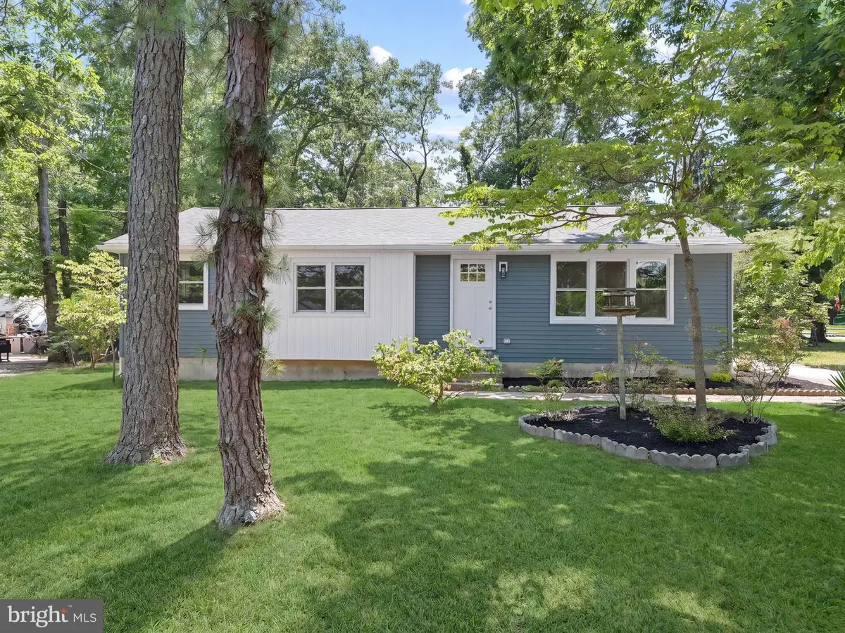 2907 Lakeside Dr, Williamstown, NJ 08094 - #1