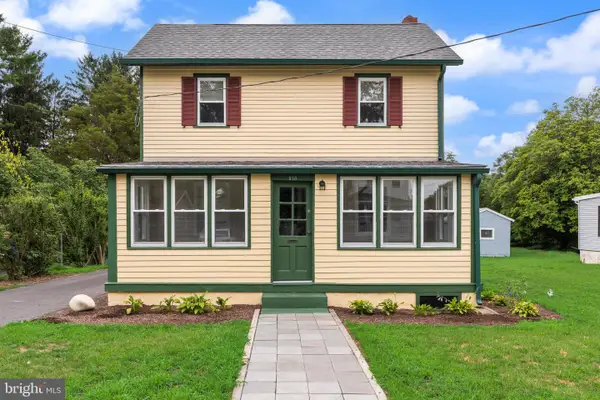 218 E Linden St, CLAYTON, NJ 08312