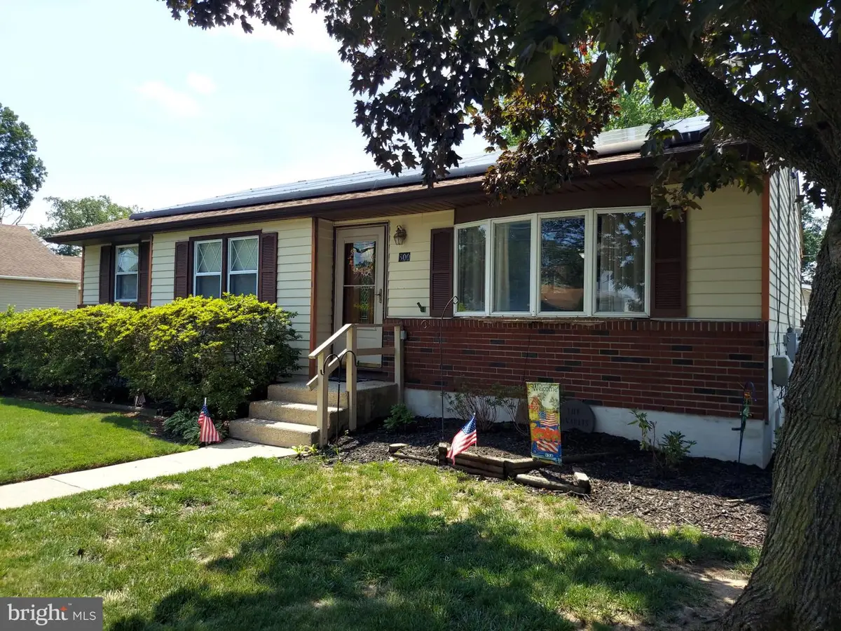 800 Columbia Blvd, National Park, NJ 08063 - #1