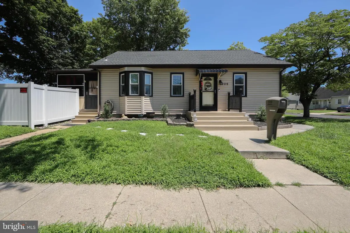 209 Main St, Mantua, NJ 08051 - #1