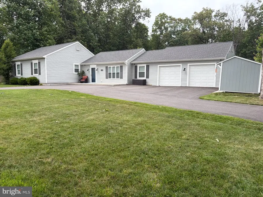 2420 Sunset Ave, Williamstown, NJ 08094 - #2