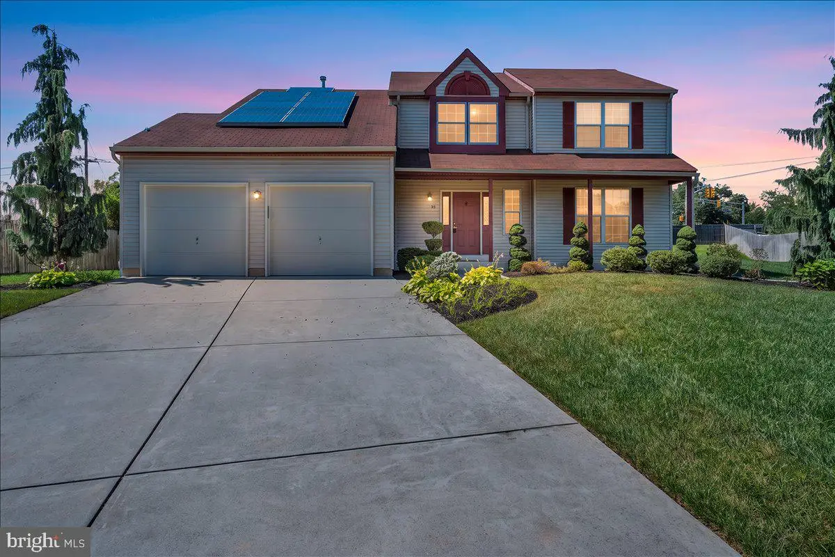 35 Birchly Ct, West Deptford, NJ 08093 - #1