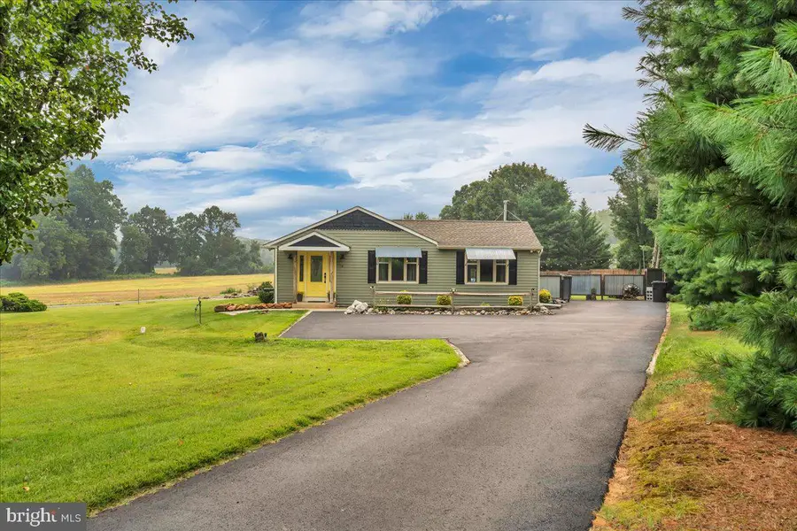 76 E Tomlin Station Rd, Mickleton, NJ 08056 - #3