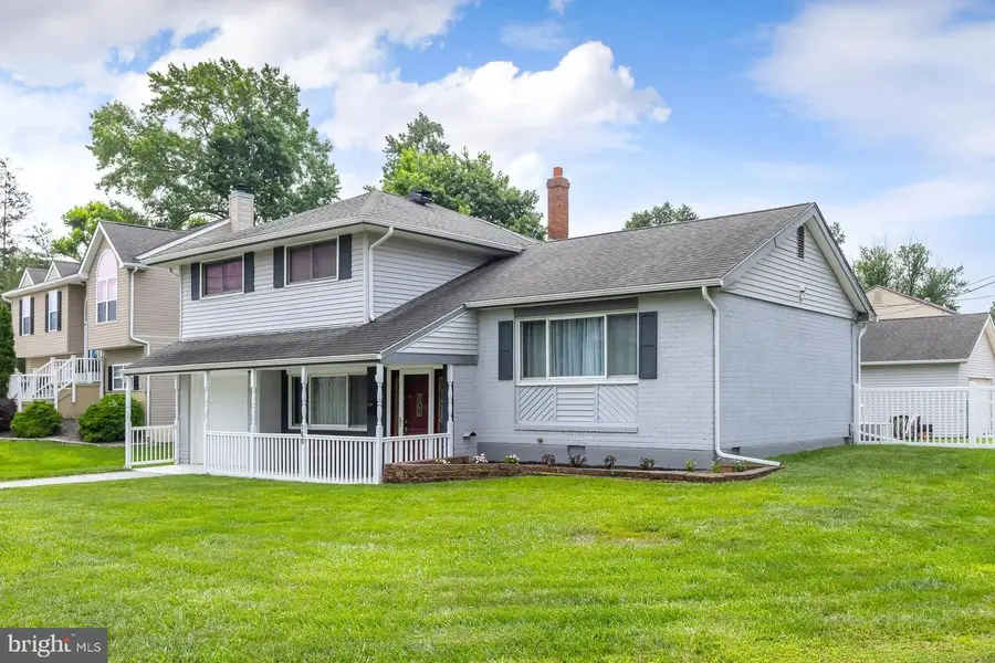 160 E Broad St, Gibbstown, NJ 08027 - #2