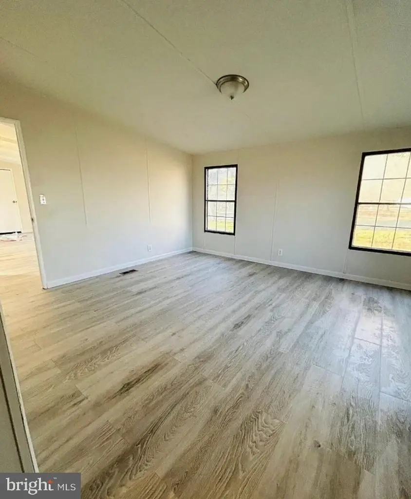 500 Orbanus Ln, Williamstown, NJ 08094 - #3