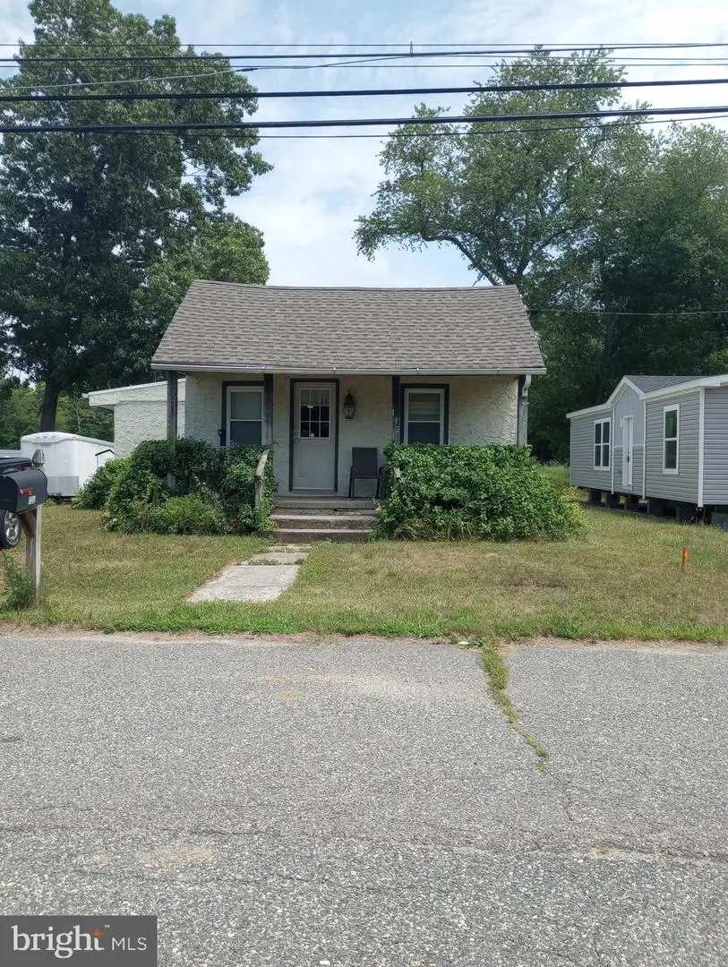 132 East Blvd, Glassboro, NJ 08028 - #1