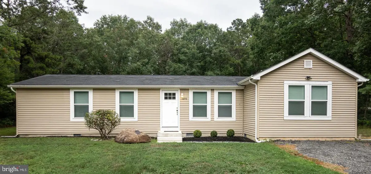 1692 Victory Ave, Williamstown, NJ 08094 - #1