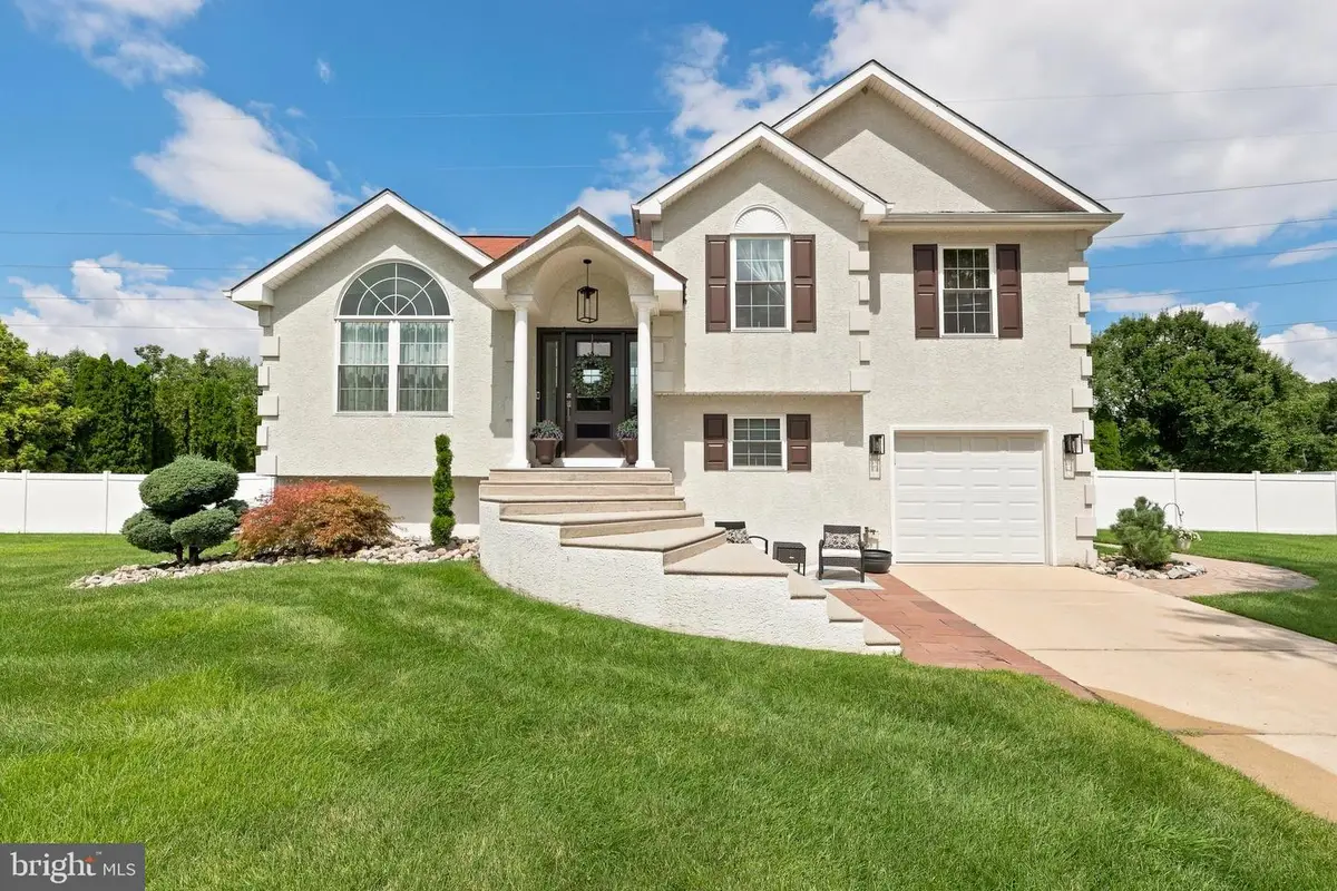 5 Poplar Ct, Mullica Hill, NJ 08062 - #1