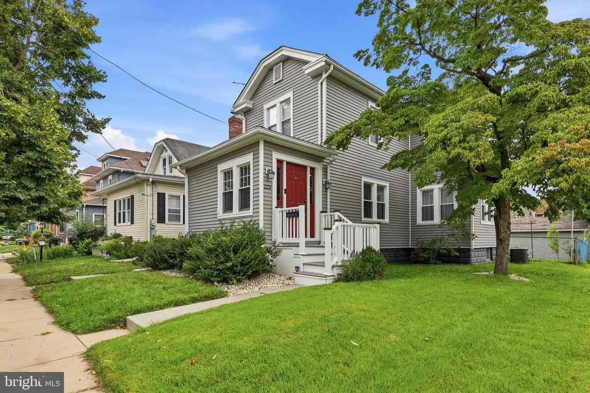 223 S Davis St, Woodbury, NJ 08096 - #1