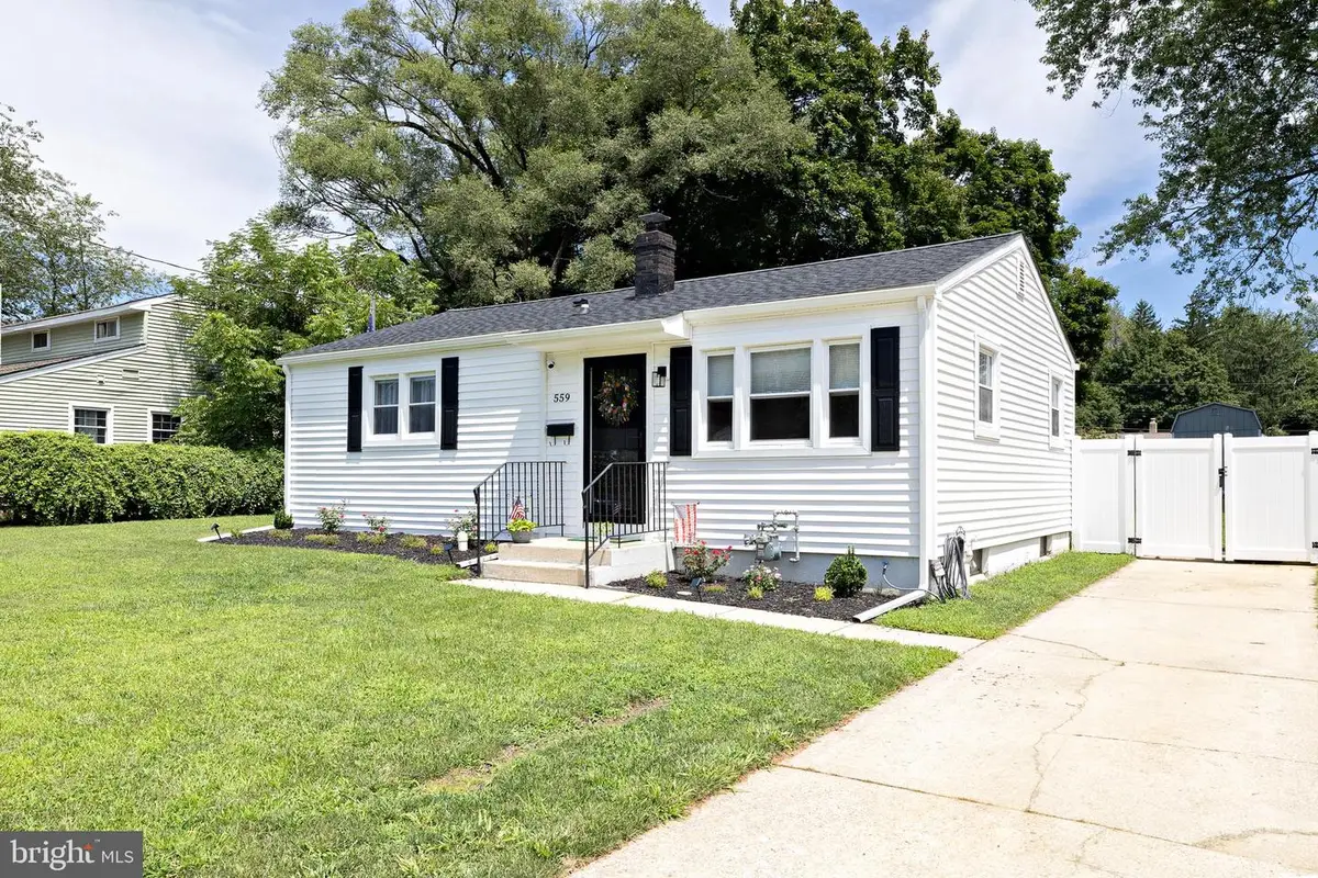 559 Lynne Dr, Clayton, NJ 08312 - #1