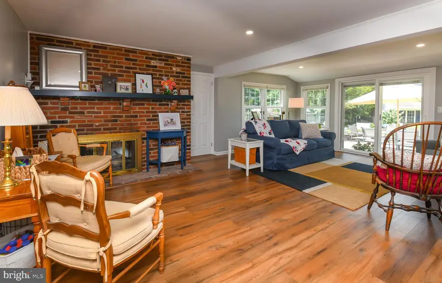 434 Westwood Dr, West Deptford, NJ 08096 - #3