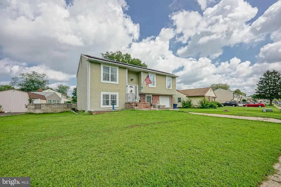 63 Avery Dr, Williamstown, NJ 08094 - #2
