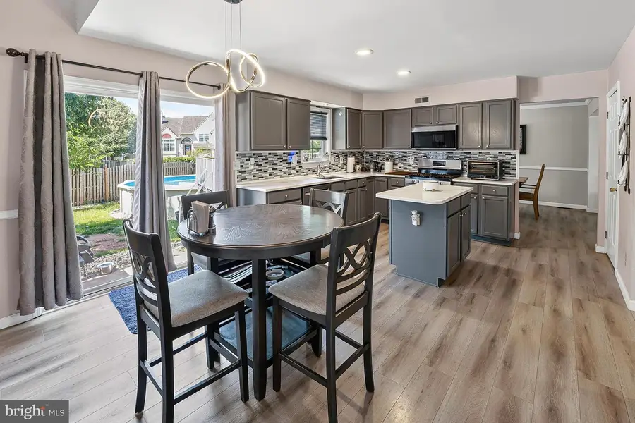 33 Salisbury Way, Logan, NJ 08085 - #2