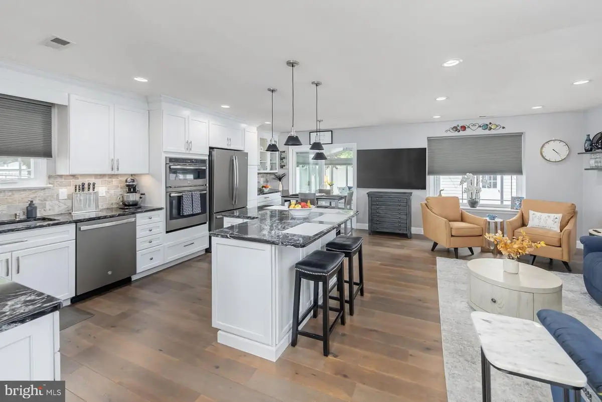 102 Weybridge Ct, Wenonah, NJ 08090 - #1