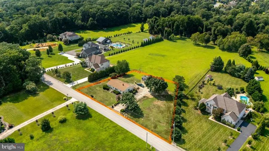 221 Sherwin Rd, Mullica Hill, NJ 08062 - #2
