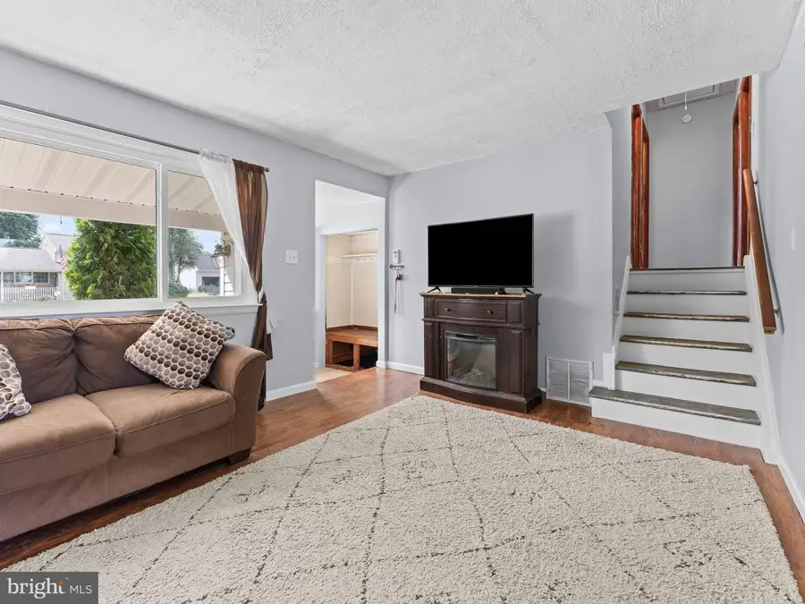 16 Kingsley Rd, Sewell, NJ 08080 - #3