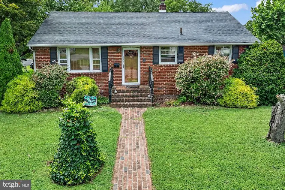 207 Harmony Rd, Gibbstown, NJ 08027 - #1