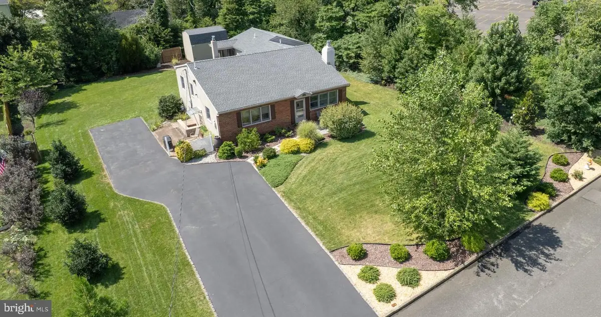 412 N Stockton Ave, Wenonah, NJ 08090 - #1