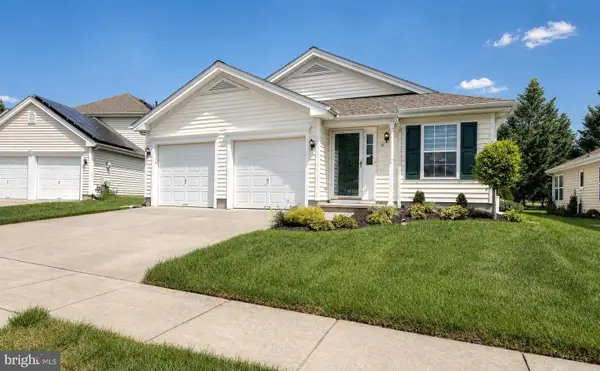 11 Wintergreen Way, SEWELL, NJ 08080