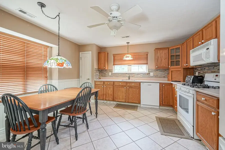 58 Nature Ln, Sewell, NJ 08080 - #3