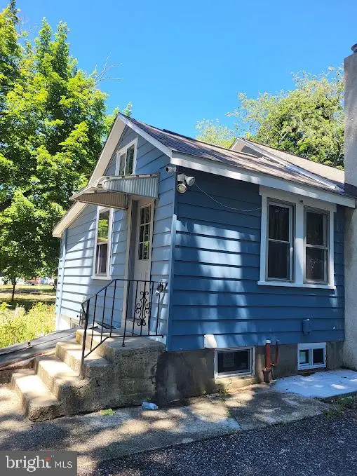 1722 Winslow Rd, Williamstown, NJ 08094 - #1