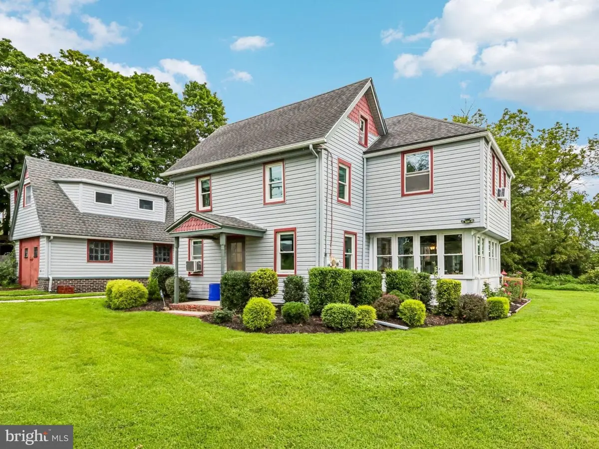 3 S Bridgeport Rd, Bridgeport, NJ 08014 - #1