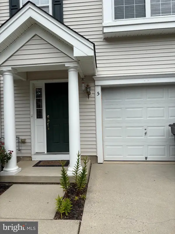 5 Highgrove Ct, WEST DEPTFORD TWP, NJ 08086