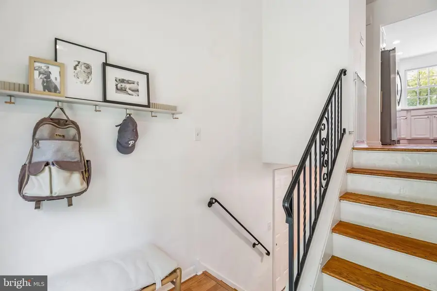 225 Academy Ave, Woodbury Heights, NJ 08097 - #2