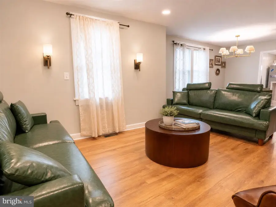 61 Watkins Ave, Woodbury, NJ 08096 - #2