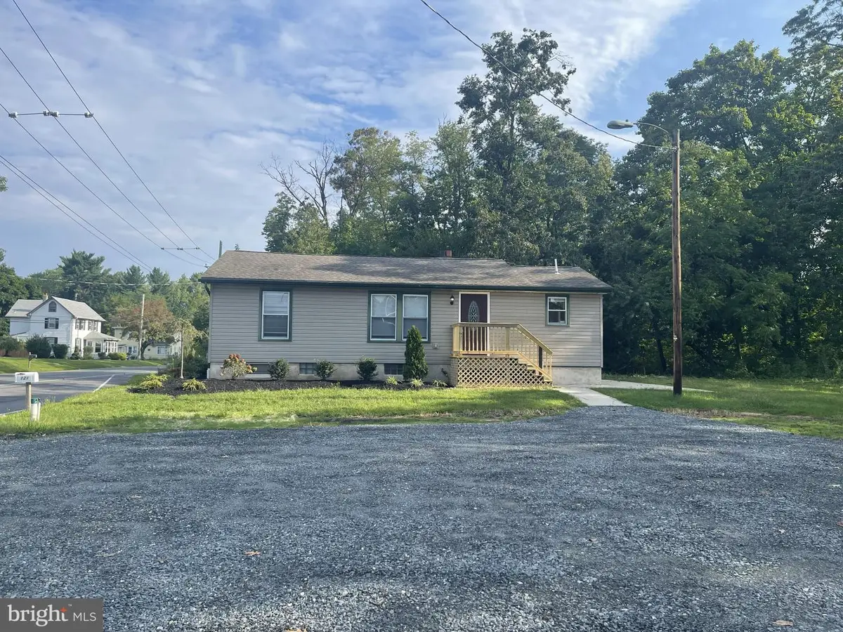 121 Buck Rd, Glassboro, NJ 08028 - #1