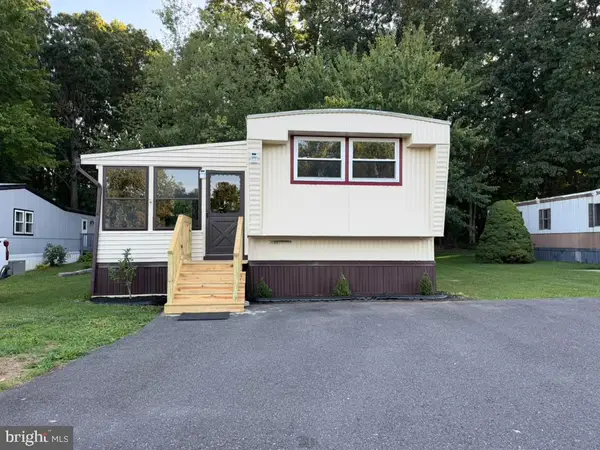 509 Cleveland Ave, WILLIAMSTOWN, NJ 08094