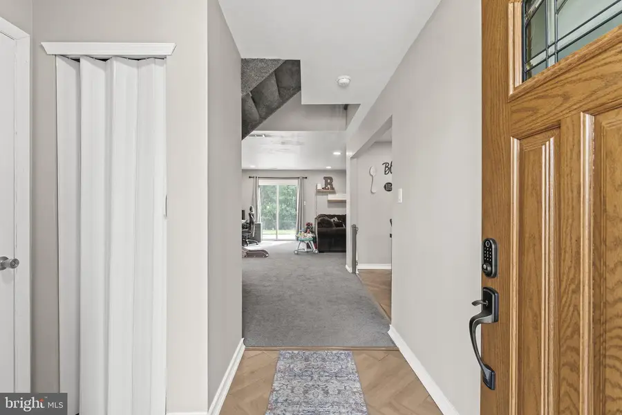 33 Phoenix Ct, Sewell, NJ 08080 - #2