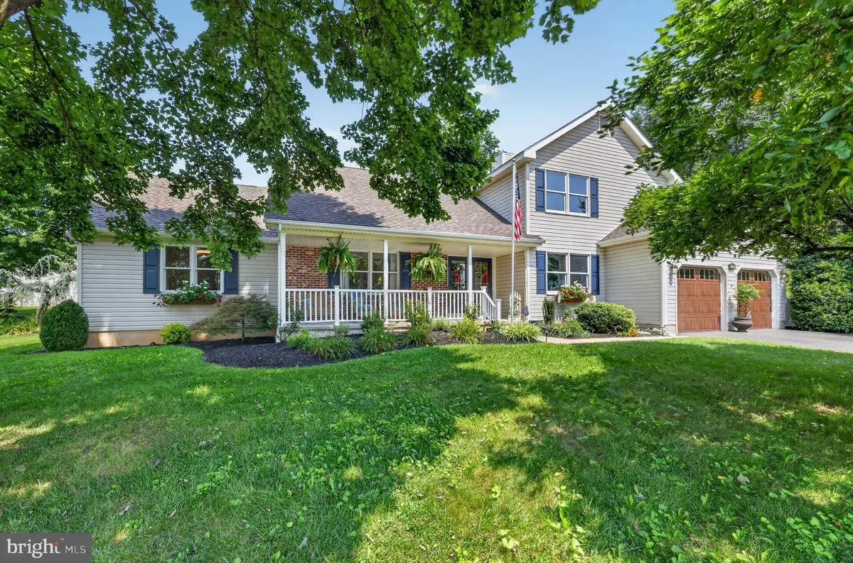 102 Holly Ct, Mullica Hill, NJ 08062 - #1