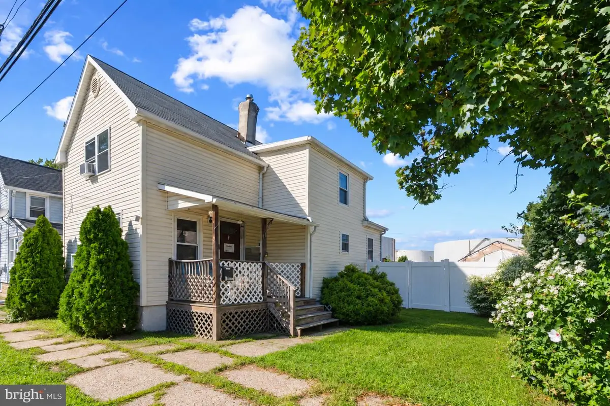 1 Queen St, Paulsboro, NJ 08066 - #1