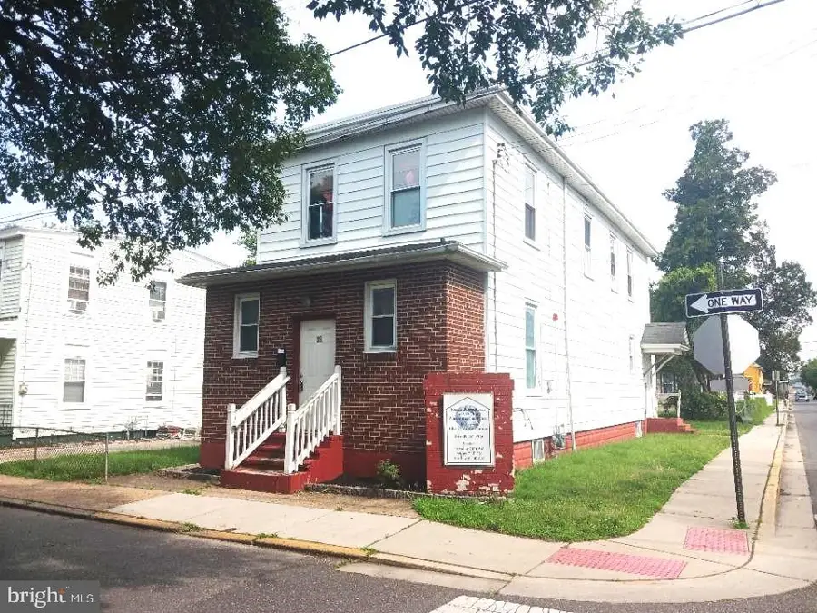 28 W Jefferson St, Paulsboro, NJ 08066 - #3
