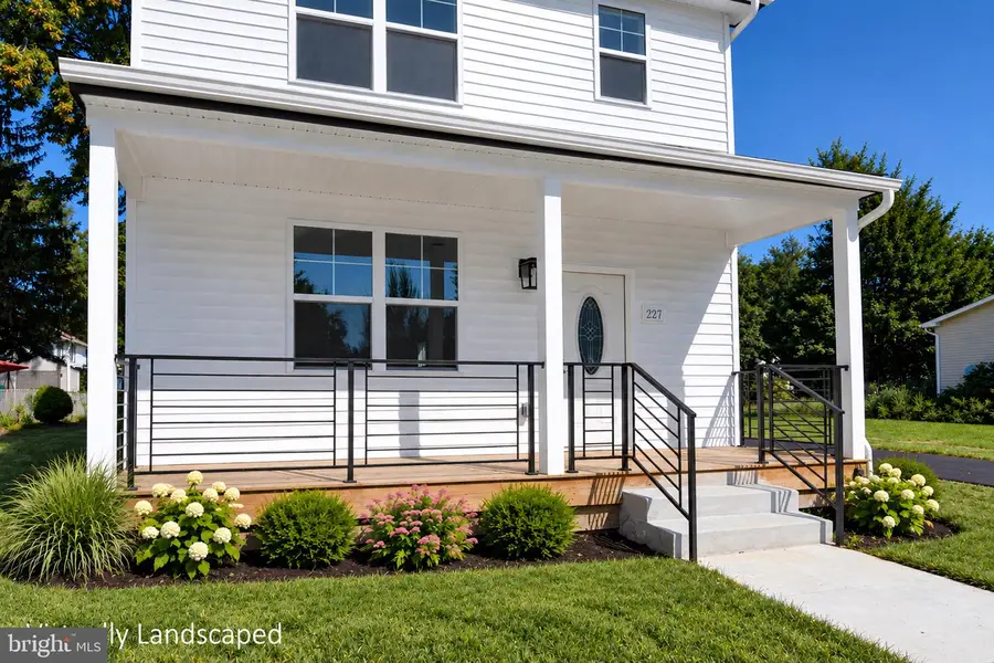 215 Billingsport Rd, Paulsboro, NJ 08066 - #3