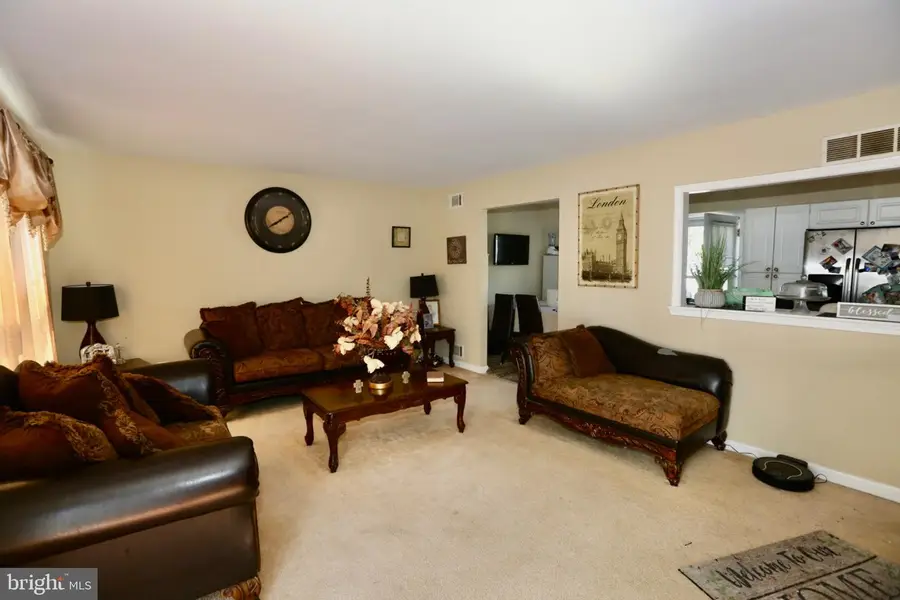 14 Uranus Rd, Sewell, NJ 08080 - #2