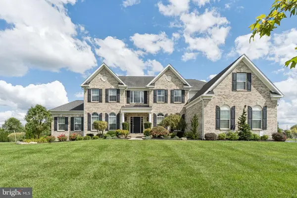 304 Salarno Ct, MULLICA HILL, NJ 08062