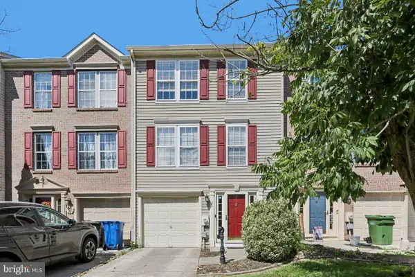 24 Clemens Ln, BLACKWOOD, NJ 08012