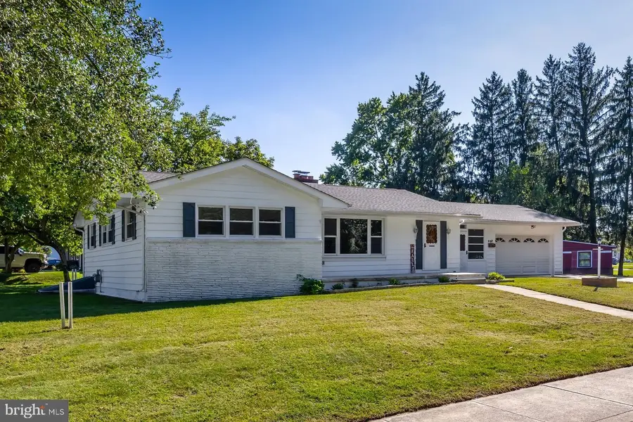 468 Mcdevitt Dr, Gibbstown, NJ 08027 - #2