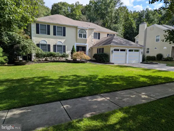 15 Ravenswood Way, SEWELL, NJ 08080